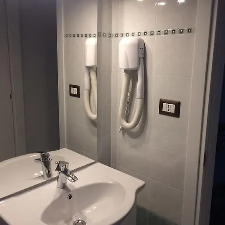 幸运之家住宿加早餐旅馆 3* 莱科